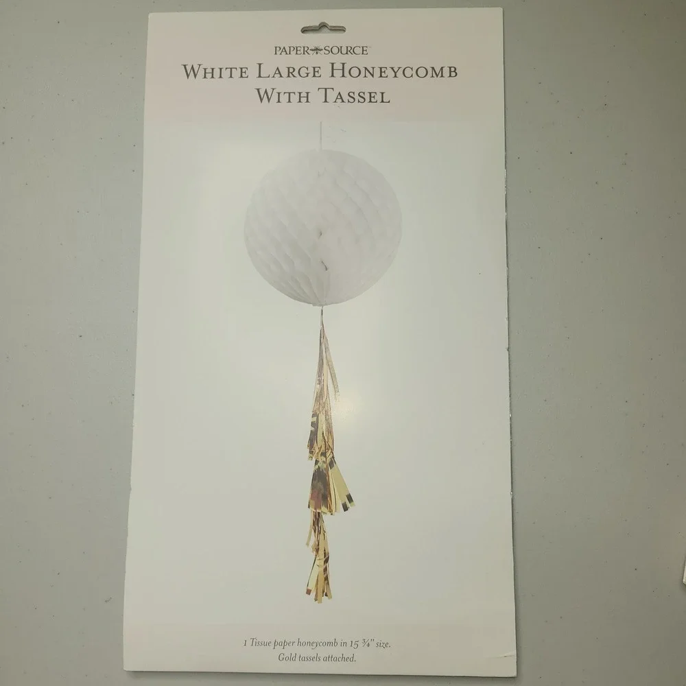 White Large 15.75